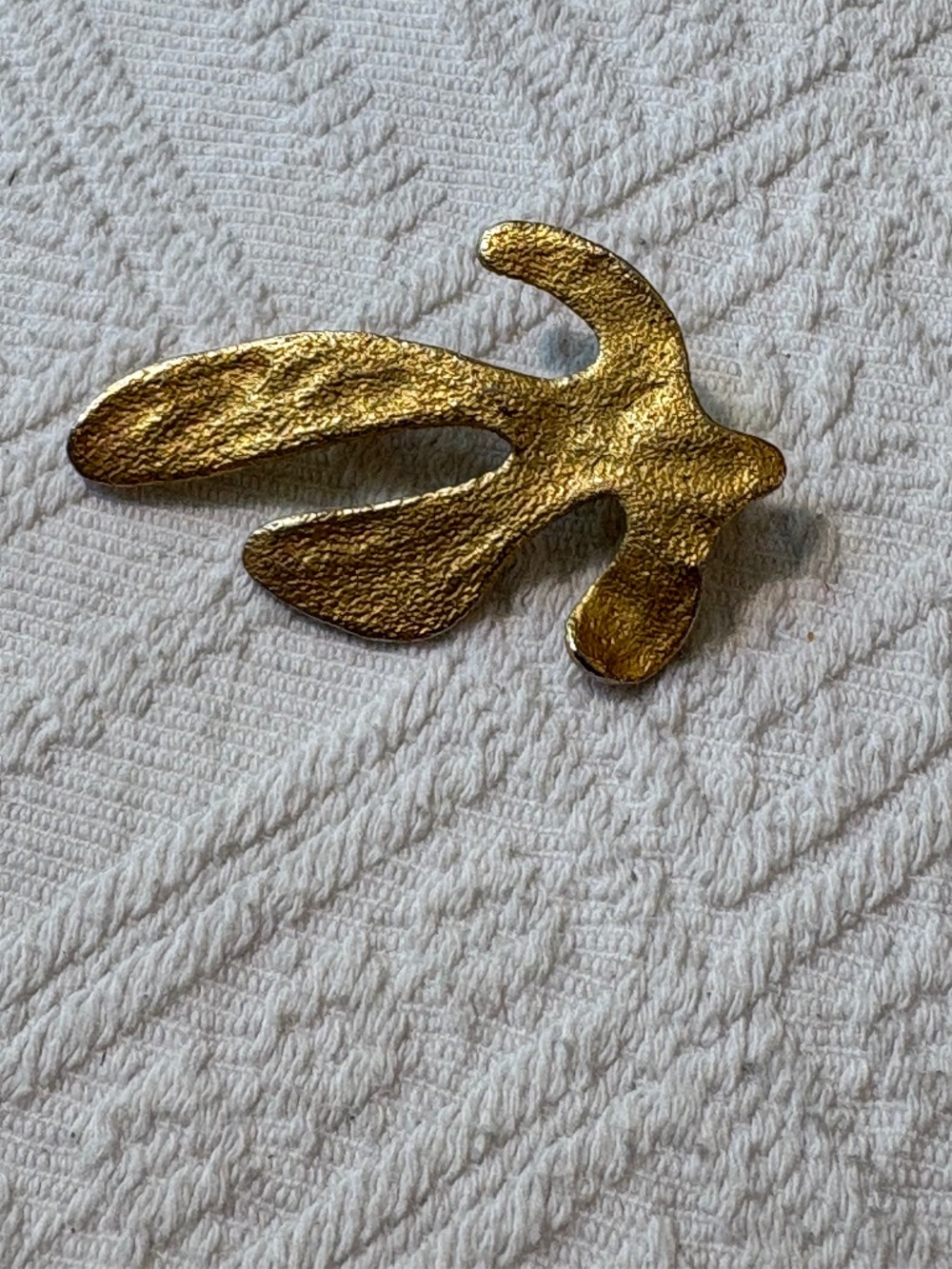 Vintage Cecile Jeanne Paris Leaf Brooch Pin Gold Tone Textured French Couture